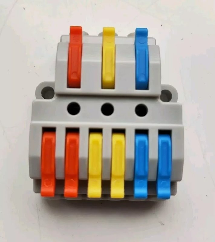 SPL-3-6 Grey Lever Wire Connector 3 In 6 Out Splicing Terminal